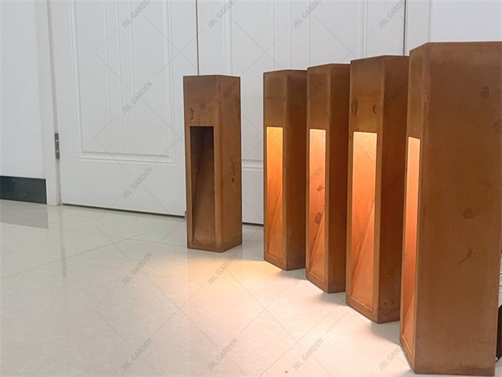بیرونی بولارڈ