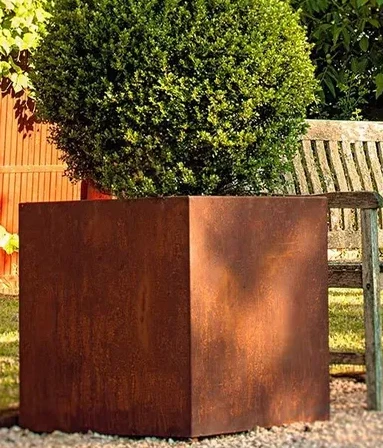 Custom Planters factory