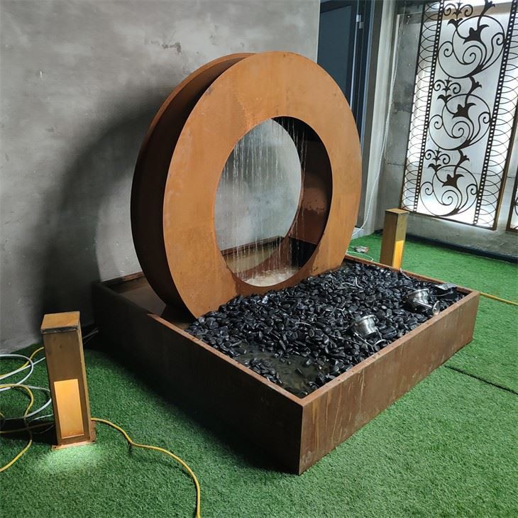 Moon-Shaped Corten Water Decoration Contemporary Garden Fountain best
