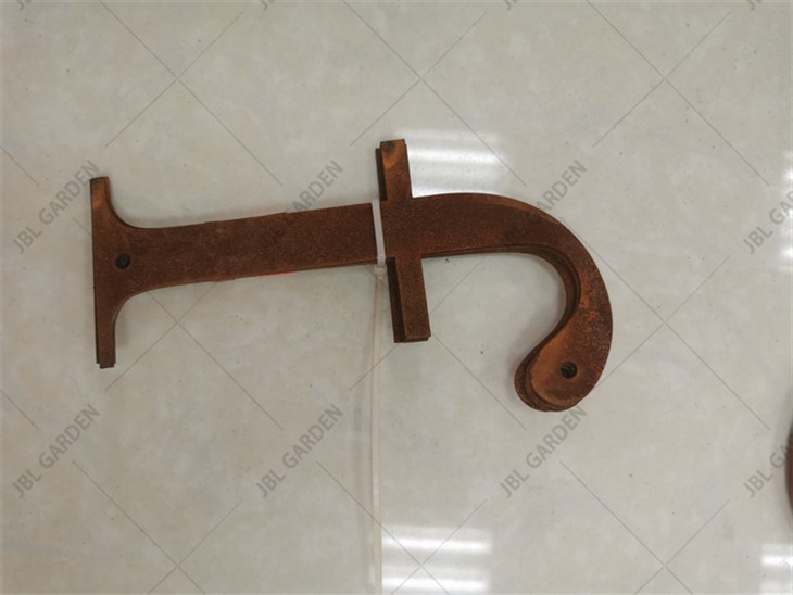 ویدر ریزسٹنس کورٹین اسٹیل (ویدرنگ اسٹیل) لیٹر ای